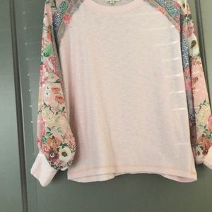 Adorable unusual blouse
